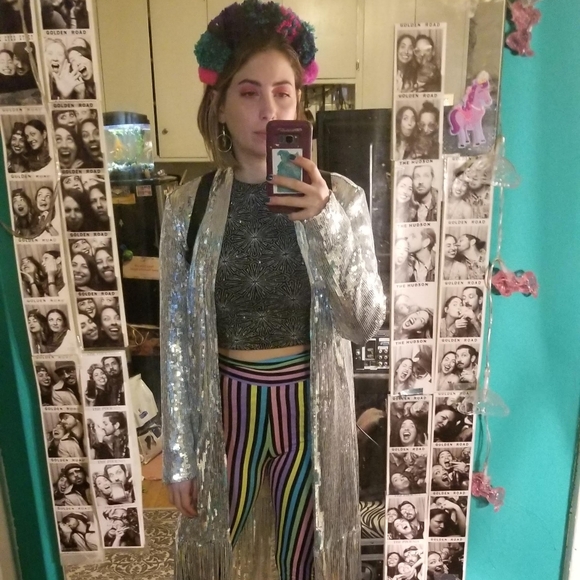 Meet your Posher, Laura - Picture 3 of 5